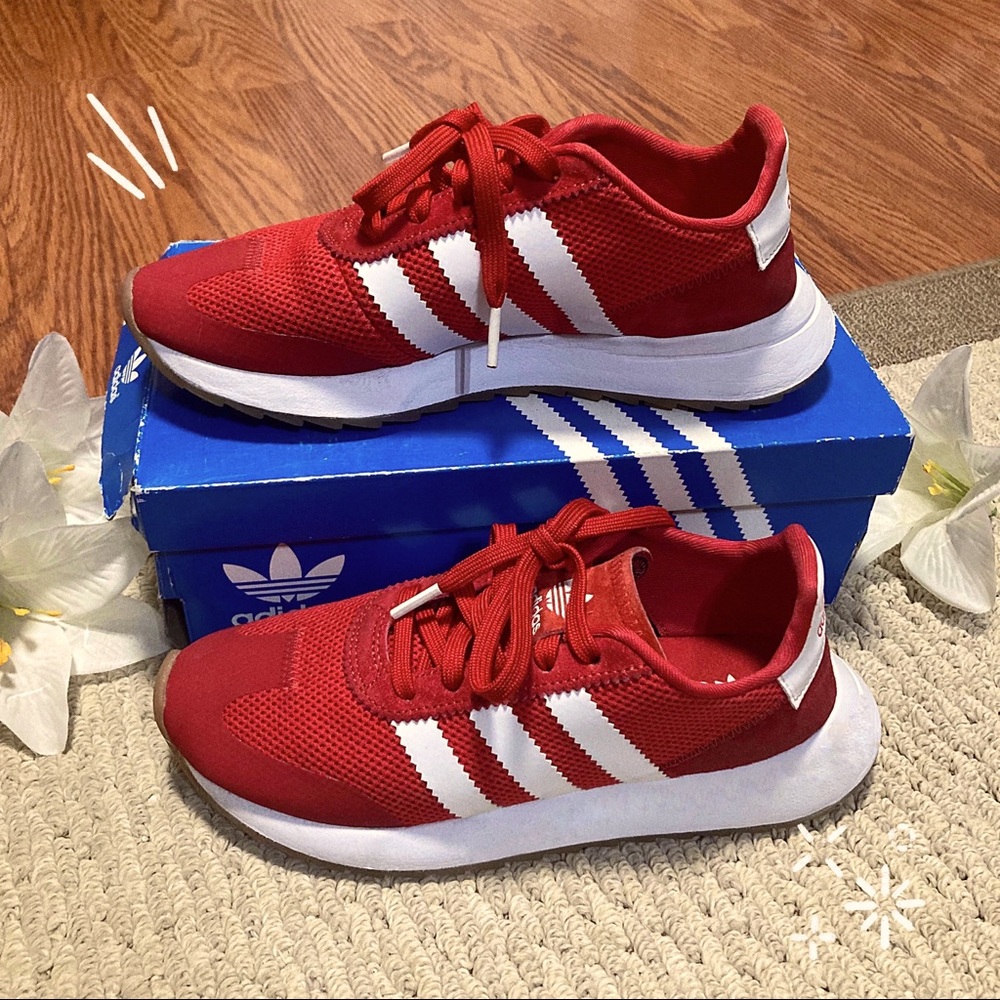 ADIDAS RUNNING SHOES